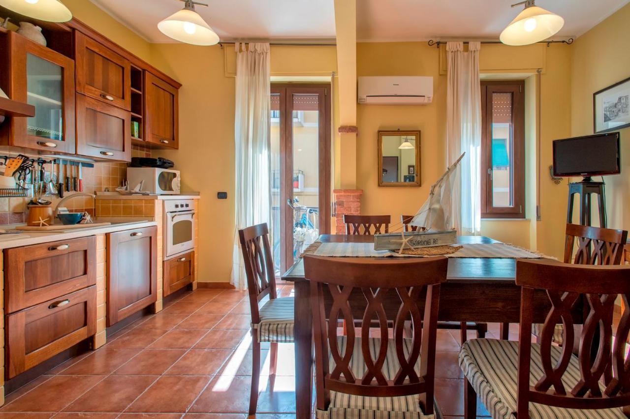 Sardinia Re - Foscolo 8 Apartamento